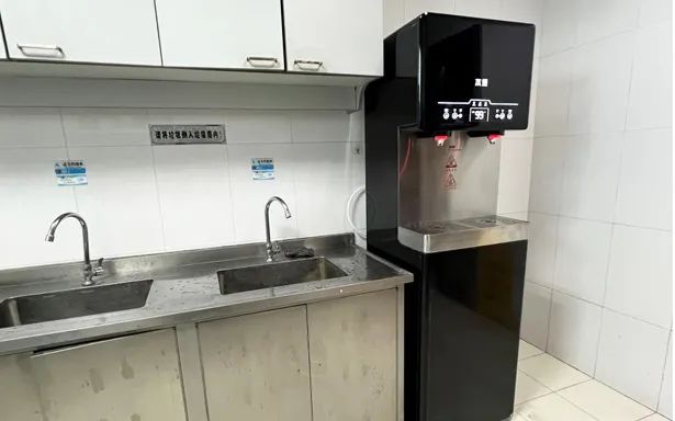 22e90a10f347d981643025de0e70ea6f_642e8bb3cc9ac.jpg